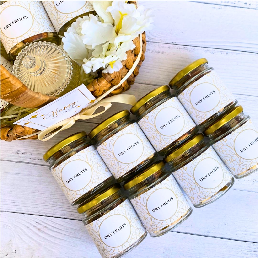 White Classy New Year Gift Hamper