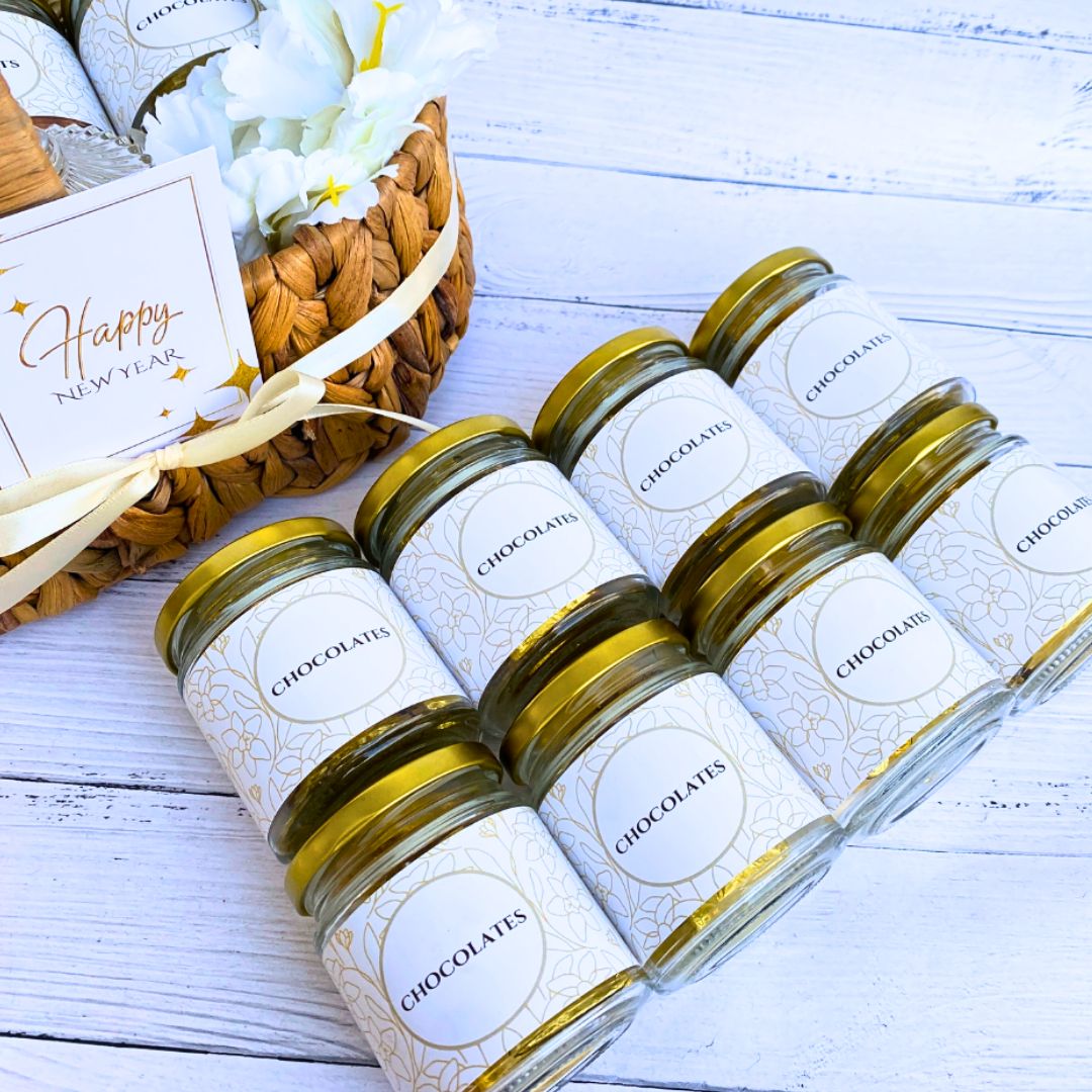 White Classy New Year Gift Hamper