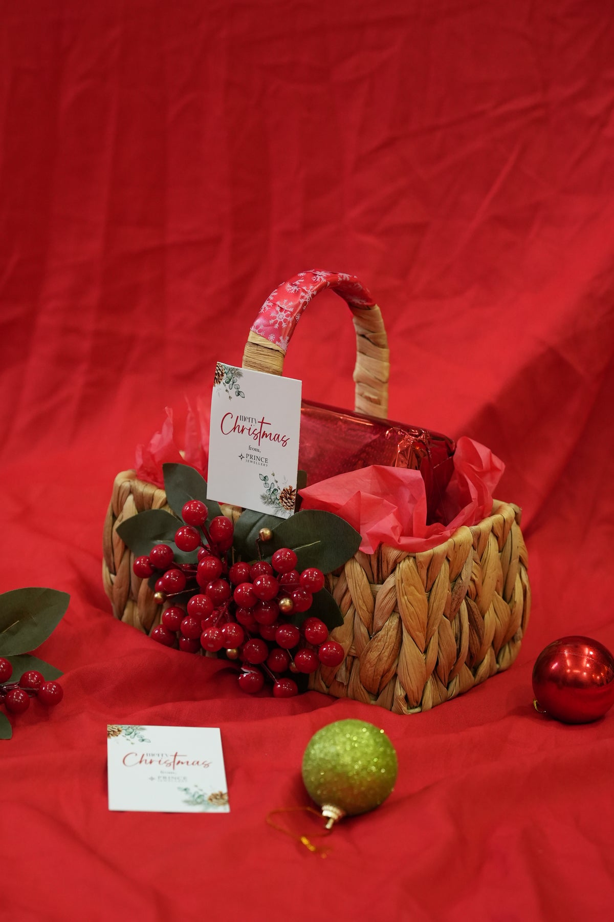 Christmas Plum & Cherry Cake Hamper