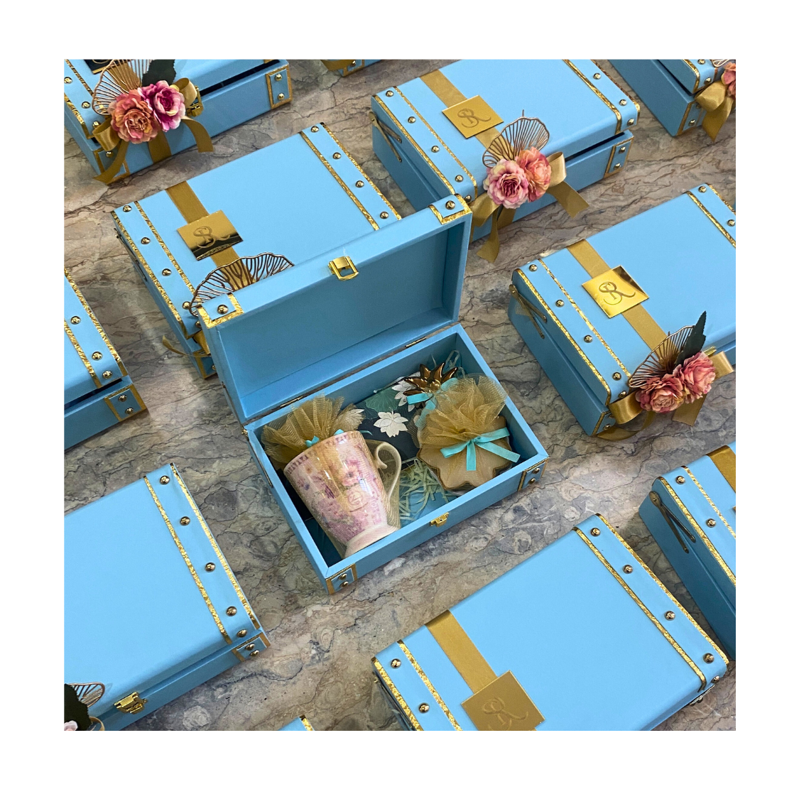 Signature Trunk Invite Hamper