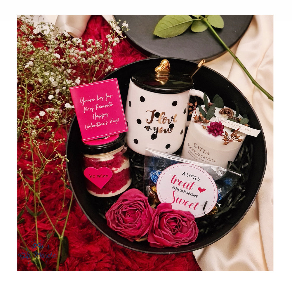 Sweet Love Indulgence Gift Hamper